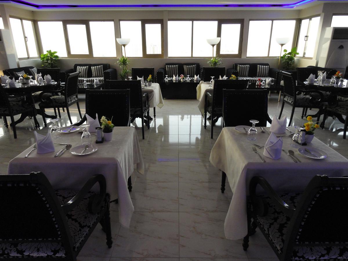 Al Andalus Plaza Hotel Manáma Exteriér fotografie